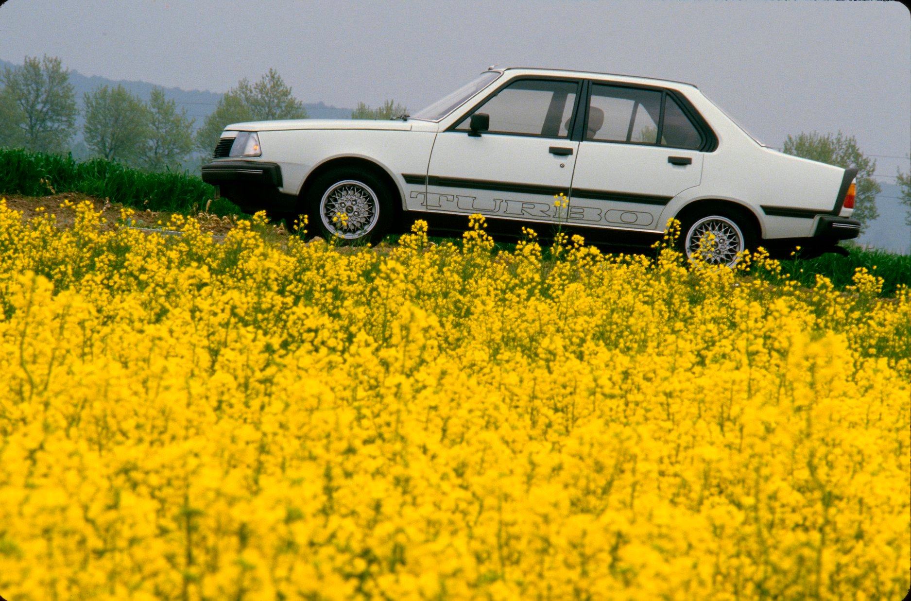 Cette année, nous célébrons l'anniversaire de la Renault 18 Turbo, lancée en 19...