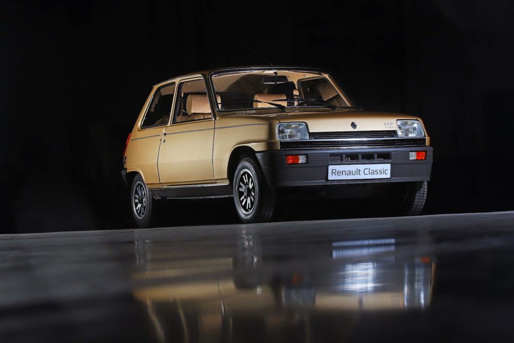 [Instant Vintage] Populaire et iconique, la Renault R5 TX nous replonge dans des...